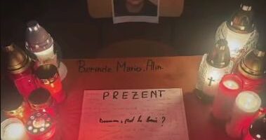 Banca lui Mario la școala