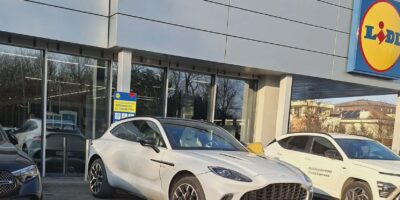 Lid pipera Aston Martin foto DFM